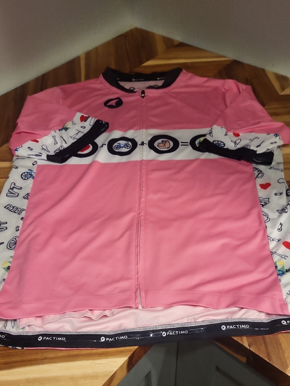 Pactimo Pink 2xl cycling jersey with black trim 2022 B2vt